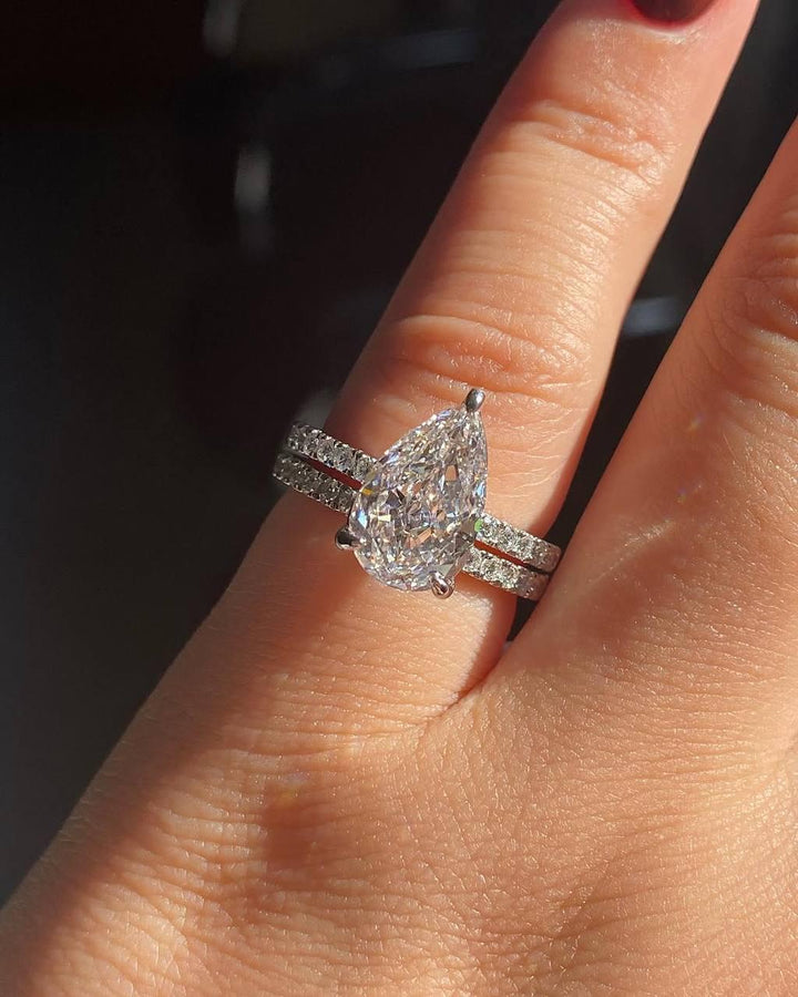 Pear Shaped Moissanite Engagement Ring Set – Double Band Pavé Ring in 14K White Gold – Lab Grown Diamond Alternative Bridal Set Pearl Jewelz